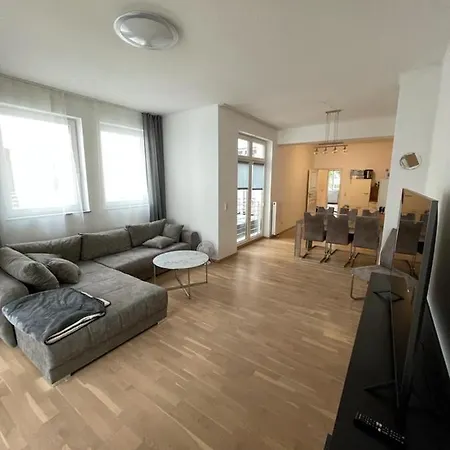 Apartment Zentrale Mit Balkon Innenstadt Potsdam